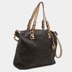 Pre Owned MICHAEL Michael Kors Brown/Beige Signature Coated Canvas Multifunction Tote