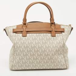 مملوكة مسبقًا MICHAEL Michael Kors White Coated Canvas and Leather Hamilton Satchel