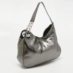 مملوكة مسبقًا MICHAEL Michael Kors Metallic Grey Python Embossed Leather Hobo