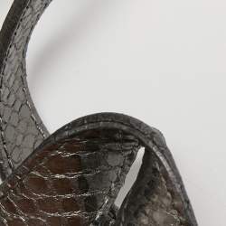 مملوكة مسبقًا MICHAEL Michael Kors Metallic Grey Python Embossed Leather Hobo