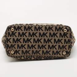 Pre Owned MICHAEL Michael Kors Black/Beige Signature Canvas Jet Set Tote