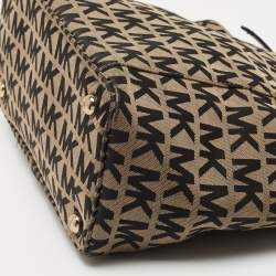 Pre Owned MICHAEL Michael Kors Black/Beige Signature Canvas Jet Set Tote