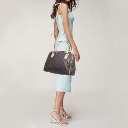 مملوكة مسبقًا MICHAEL Michael Kors Brown Coated Canvas Large MK Signature Satchel