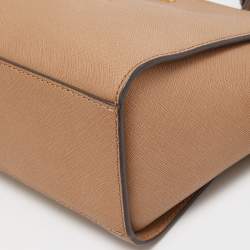 مملوكة مسبقًا MICHAEL Michael Kors Beige Leather Small Selma Crossbody Bag