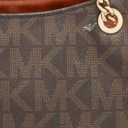 مملوكة مسبقًا MICHAEL Michael Kors Brown Signature Coated Canvas and Leather Jet Set Travel Chain Shoulder Bag