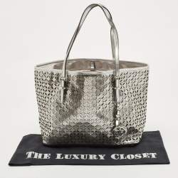 Pre Owned MICHAEL Michael Kors Silver Leather Lasercut Travel Tote