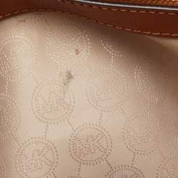 Pre Owned MICHAEL Michael Kors Vanilla/Brown Signature Coated Canvas Medium Cynthia Tote