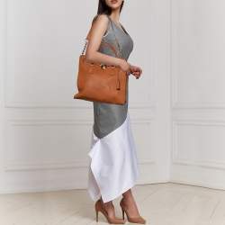 مملوكة مسبقًا حقيبة يد توتس مايكل مايكل كورس هاميلتون نورث ساوث جلد نقشة ثعبان بني فاتح كبيرة