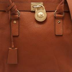 مملوكة مسبقًا حقيبة يد توتس مايكل مايكل كورس هاميلتون نورث ساوث جلد نقشة ثعبان بني فاتح كبيرة