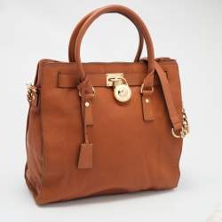 مملوكة مسبقًا حقيبة يد توتس مايكل مايكل كورس هاميلتون نورث ساوث جلد نقشة ثعبان بني فاتح كبيرة