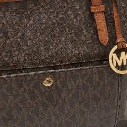 مملوكة مسبقًا حقيبة يد مايكل مايكل كورس جيت سيت جلد و كانفاس مقوى مطبوع نقشة شعار الماركة بيج و بني 