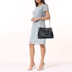 Pre Owned MICHAEL Michael Kors Saffiano Black Leather Medium Cynthia Tote