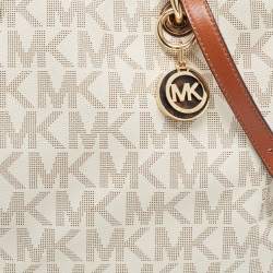 Pre Owned MICHAEL Michael Kors Off White Signature Coated Canvas Cynthia Tote
