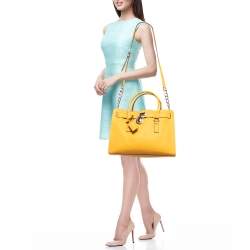 مملوكة مسبقًا MICHAEL Michael Kors Yellow Saffiano Leather Hamilton North South Tote