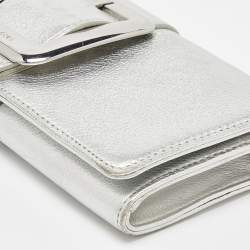 Pre Owned MICHAEL Michael Kors Silver Leather Buckle Detail Clutch