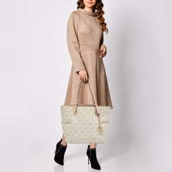 Pre Owned MICHAEL Michael Kors Off White/Beige Signature Coated Canvas and Leather Jet Set East West Tote