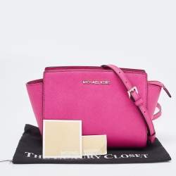 Pre Owned MICHAEL Michael Kors Fuchsia Leather Medium Selma Crossbody Bag