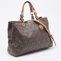 Pre Owned MICHAEL Michael Kors Brown Signature Coated Canvas and Leather Medium Cynthia Tote