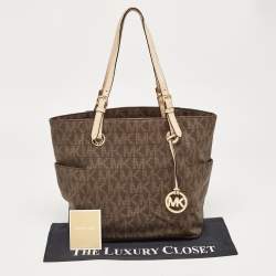 مملوكة مسبقًا حقيبة يد توتس مايكل مايكل كورس جيت سيت جلد وكانفاس مقوى بالشعار بني داكن