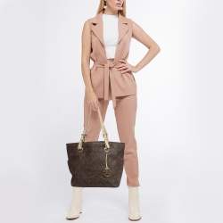 مملوكة مسبقًا حقيبة يد توتس مايكل مايكل كورس جيت سيت جلد وكانفاس مقوى بالشعار بني داكن