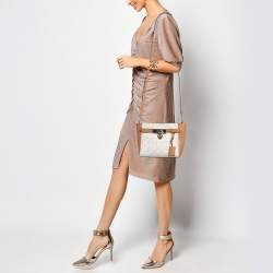 MICHAEL Michael Kors Tan/White Signature Coated Canvas Hamilton Crossbody Bag
