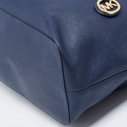 مملوكة مسبقًا حقيبة يد مايكل كورس جيت سيت ترافيل كبيرة جلد أزرق كحلي