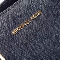 مملوكة مسبقًا Michael Michael Kors Navy Blue Saffiano Leather Small Savannah Satchel