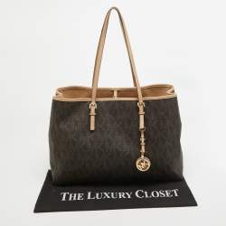 مملوكة مسبقًا MICHAEL Michael Kors Dark Brown Signature Coated Canvas Large Jet Set Travel Tote