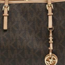 مملوكة مسبقًا MICHAEL Michael Kors Dark Brown Signature Coated Canvas Large Jet Set Travel Tote