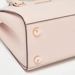 مملوكة مسبقًا MICHAEL Michael Kors Light Pink Saffiano Leather Medium Selma Tote