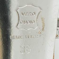 مملوكة مسبقًا صندل ميزوني قماش رمادي/أرجواني وجلد بحزام على شكل T نعل سميك مقاس 40