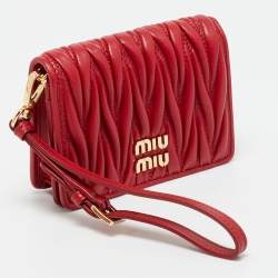 Pre Owned Miu Miu Red Matelassé Leather Wristlet Compact Wallet