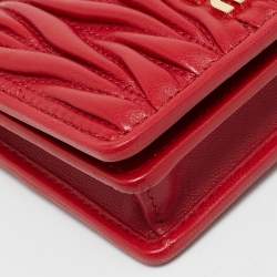 Pre Owned Miu Miu Red Matelassé Leather Wristlet Compact Wallet