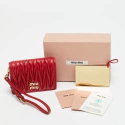 Pre Owned Miu Miu Red Matelassé Leather Wristlet Compact Wallet
