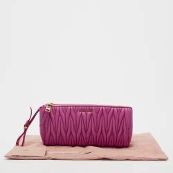 Pre Owned Miu Miu Pink Matelassé Leather Wristlet Clutch