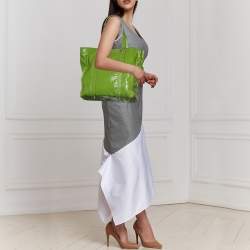 Pre Owned Miu Miu Green Patent Leather Shopper Tote
