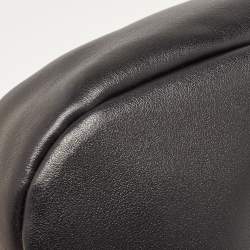 مملوكة مسبقًا Miu Miu Black Logo Plaque Leather Hobo