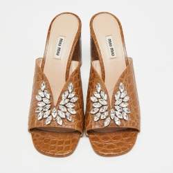 مملوكة مسبقًا Miu Miu Size 40 Brown Crocodile Leather Crystal Embellished Slide Sandals