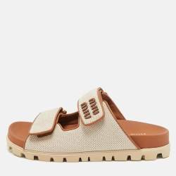 Pre Owned صندل سلايد ميوميو مسطح بتأثير الرافيا المنسوج بيج مقاس 37