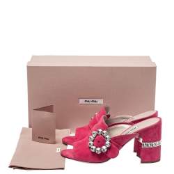 Pre Owned صندل ميو ميو سويدي وردي مزخرف كريسال كعب مربع سميك مقاس 37