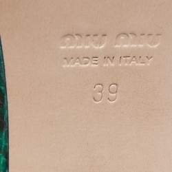 مملوكة مسبقًا Miu Miu Green Python Leather Embossed Platform Pumps Size 39 
