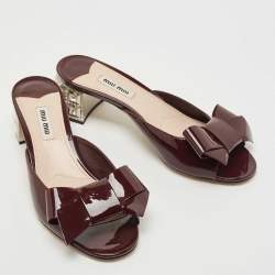 Miu Miu Burgundy Patent Leather Bow Crystal Embellished Block Heel Slide Sandals Size 37.5
