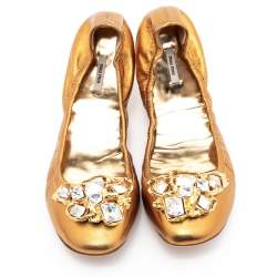 Pre Owned Miu Miu Metallic Gold Leather Crystal Embellished Scrunch Ballet Flats Size 38.5