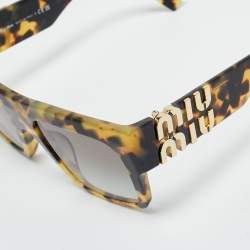 Pre Owned Miu Miu Tortoise Brown/Black Gradient Logo Square Sunglasses