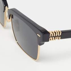 مملوكة مسبقًا Miu Miu Black SMU 10Z Square Sunglasses