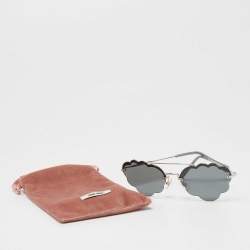 مملوكة مسبقًا Miu Miu Grey/Silver SMU 57U Geometric Sunglasses