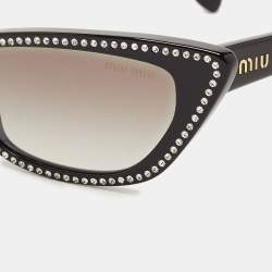 Pre Owned Miu Miu Black Gradient SMU10U Embellished Cat Eye Sunglasses 