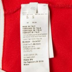 مملوكة مسبقًا مية ميو بدلة سباحة حمراء بشعار مضاف تقني بحياكة قطعة واحدة صغيرة