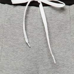 مملوكة مسبقًا بنطلون ميّو ميّو قطن مزيج رمادي بشريط شعار جانبي مقاس كبير ( لارج )