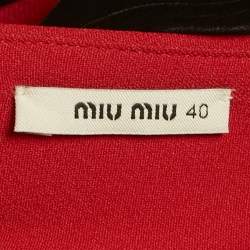 مملوكة مسبقًا Miu Miu Red Crepe Back-Open Flared Mini Dress S